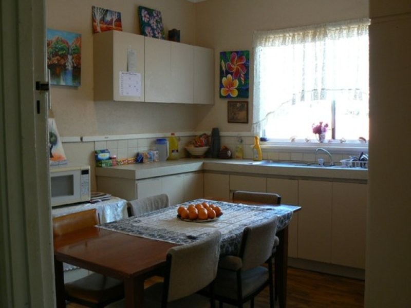 24 Ewart Street, Midvale WA 6056