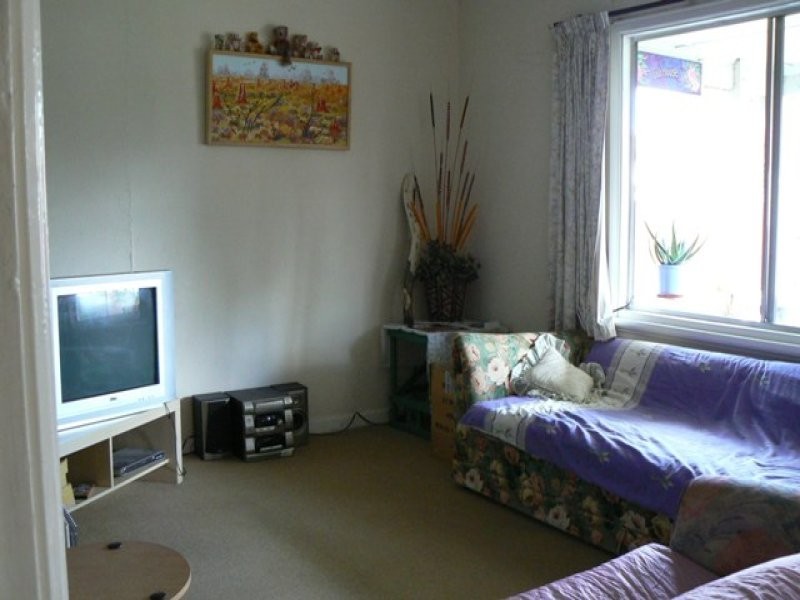 24 Ewart Street, Midvale WA 6056