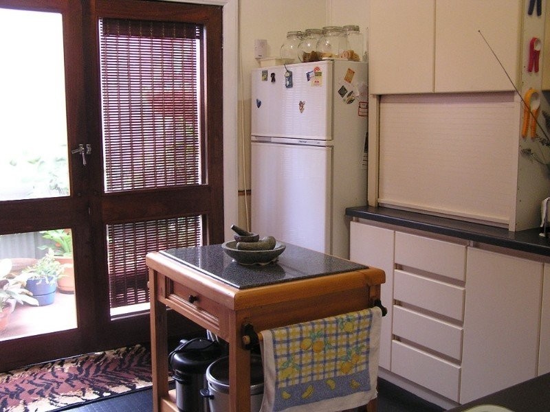 8 Harold St, Bellevue WA 6056