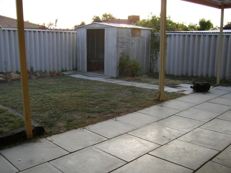 6 Bambra Mews, Stratton WA 6056