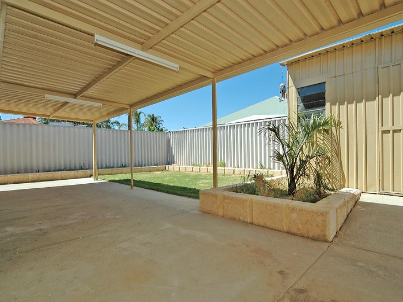 40 Lewis Jones Cross, Stratton WA 6056