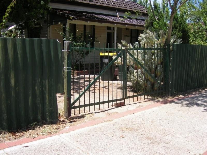 74 Ferguson St, Midland WA 6056