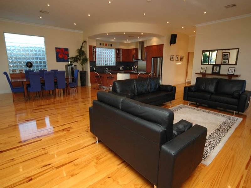 27 Welland Avenue, Welland SA 5007