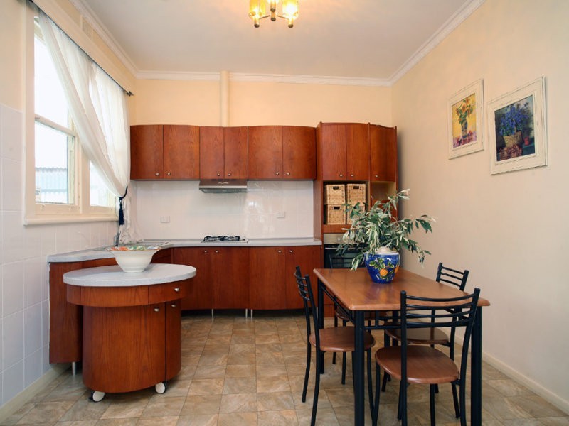 2 Bond Street, West Hindmarsh SA 5007