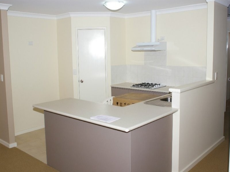 10 Otunic Way, Madeley WA 6065