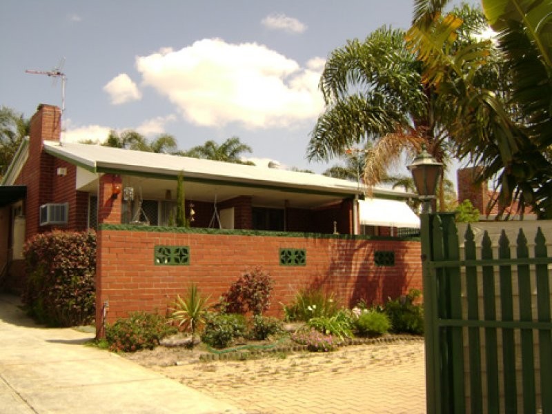 176 Balga Avenue, Balga WA 6061