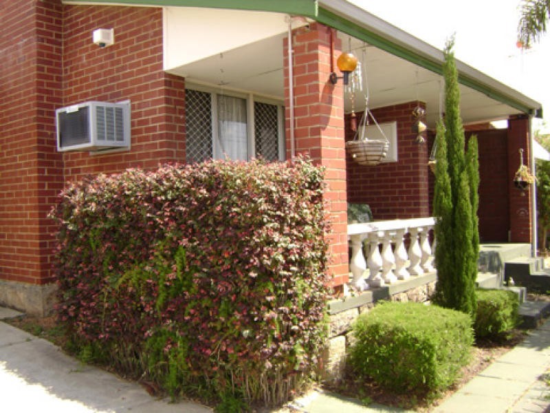 176 Balga Avenue, Balga WA 6061