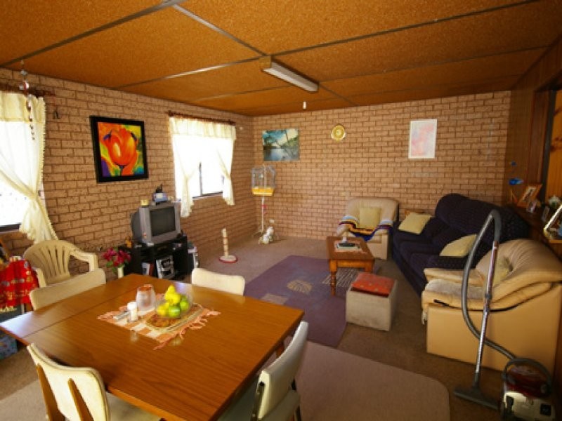 31 Esperanto Way, Westminster WA 6061