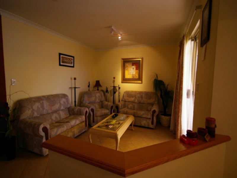 5 Caffrum Green, Mirrabooka WA 6061