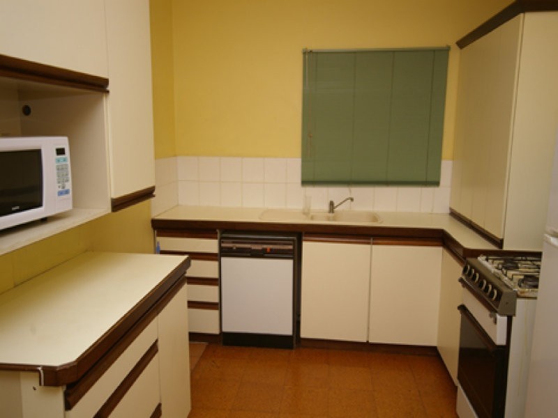 35 Stroughton Road, Westminster WA 6061