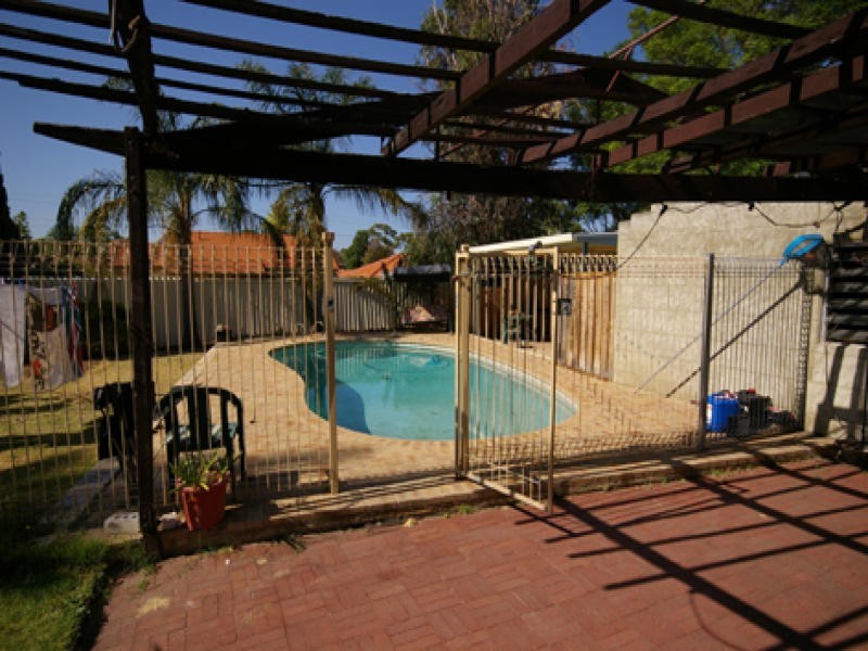 62 Hepburn Way, Balga WA 6061