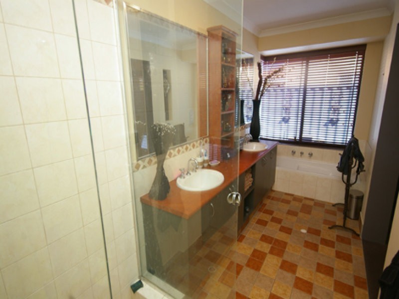 9 Garnett Place, Balga WA 6061