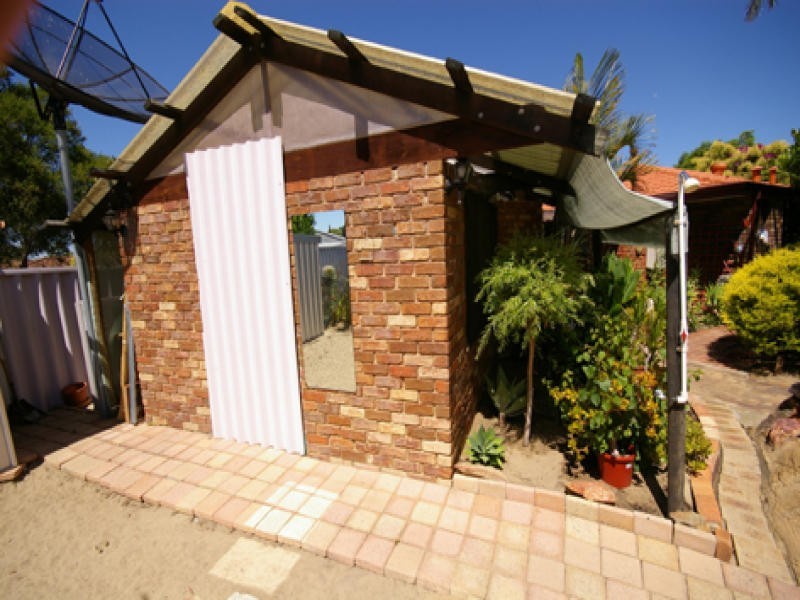 6 Ewell Court, Marangaroo WA 6064