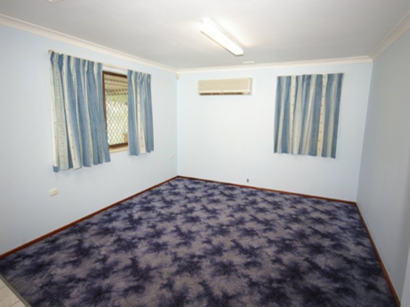 16 Grimrey Road, Lockridge WA 6054