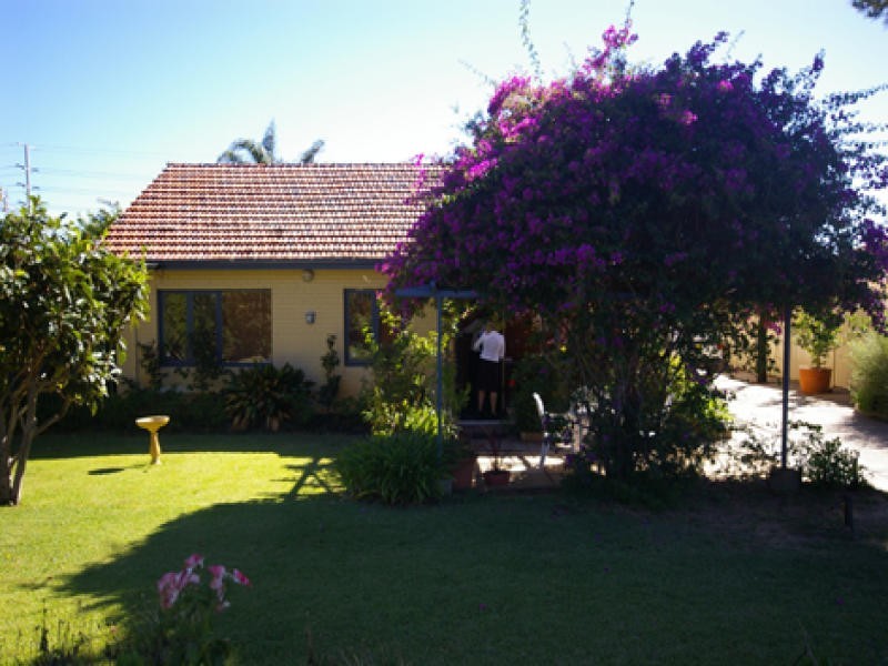 42 Halland Way, Westminster WA 6061