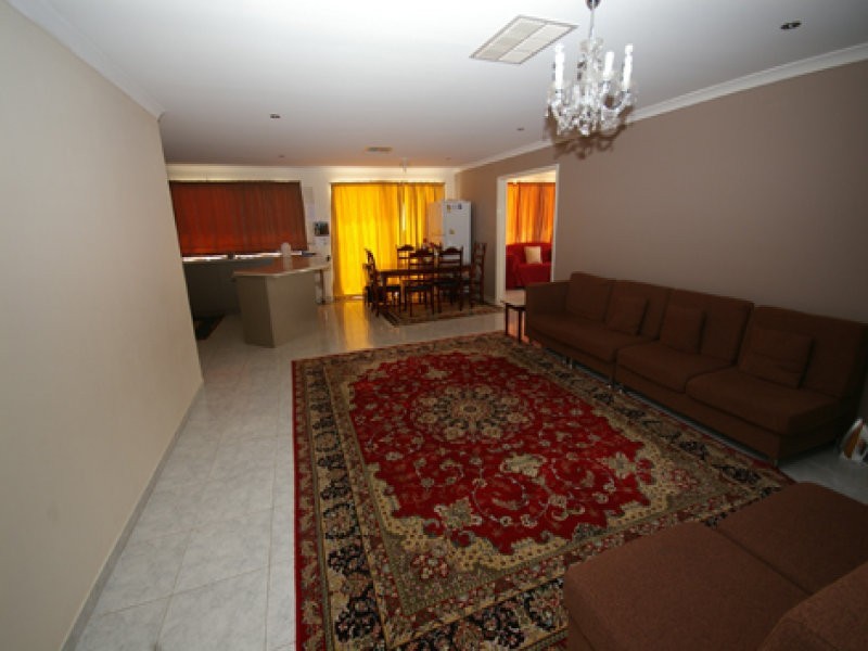 2 McNamara Place, Marangaroo WA 6064