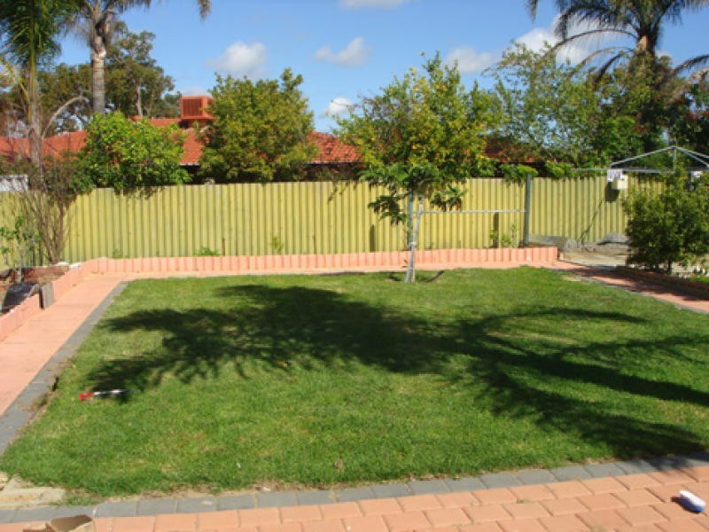 22 Gossamer Avenue, Mirrabooka WA 6061