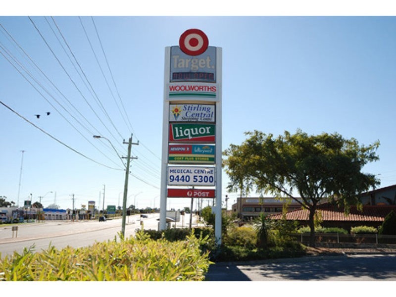 4 Rotherfield Road, Westminster WA 6061