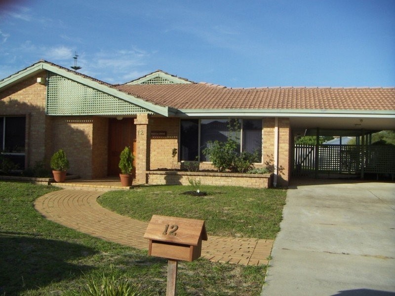 12 Adria Street, Alexander Heights WA 6064