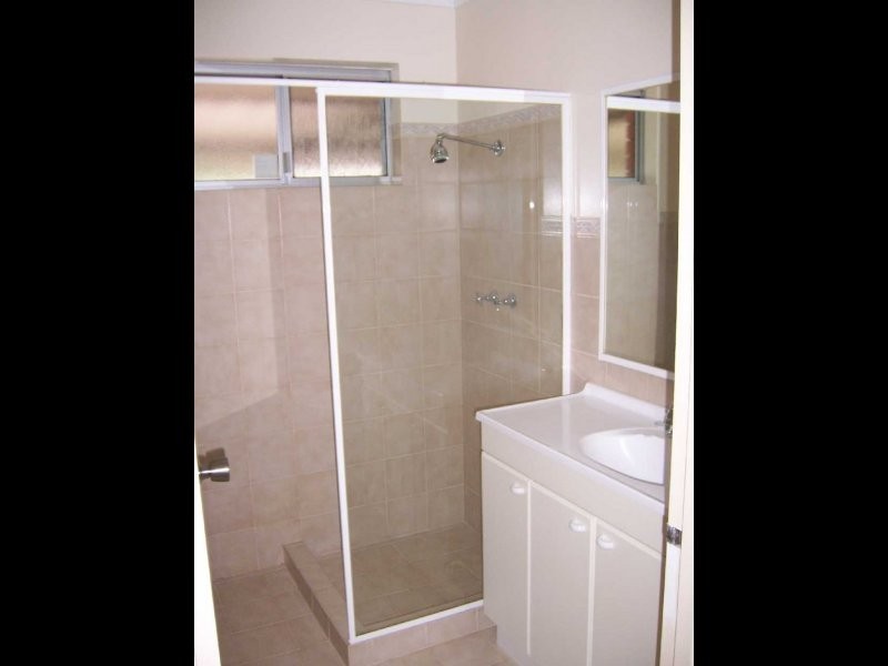 32 Buntine Way, Girrawheen WA 6064