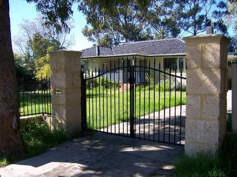 18 Burdham Way, Balga WA 6061
