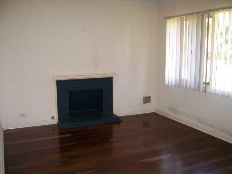 18 Burdham Way, Balga WA 6061