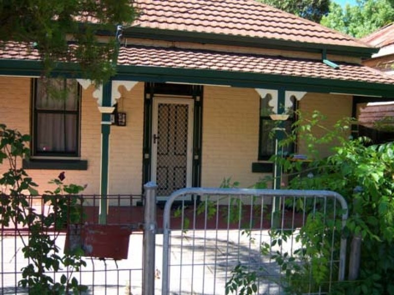 7 James Street, Guildford WA 6055