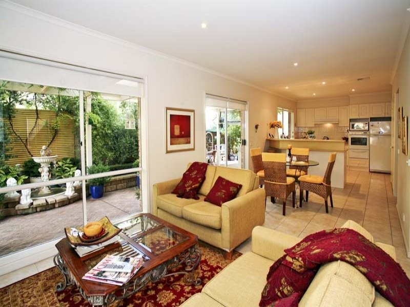 1 Mock Street, Forest Hill VIC 3131