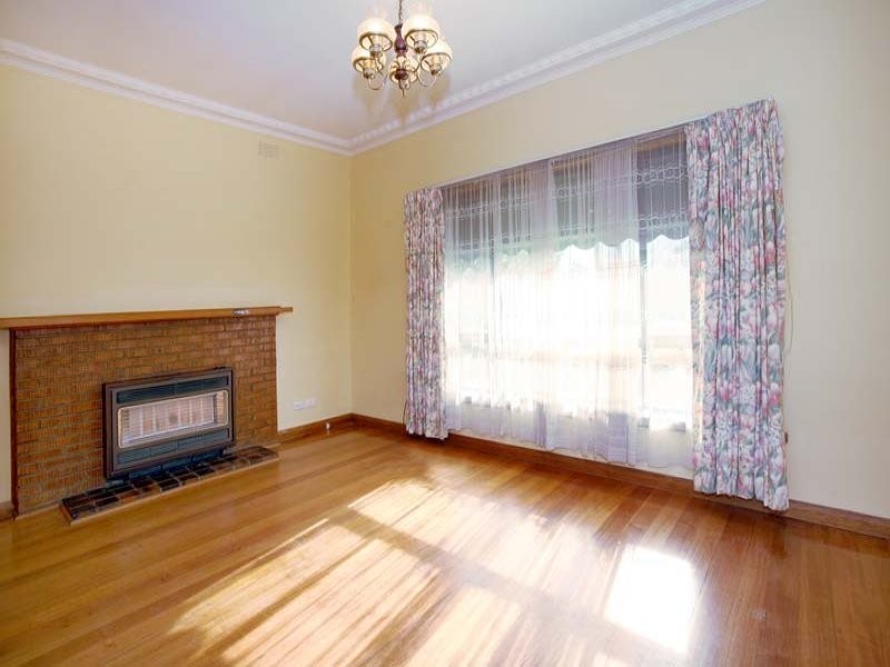 1 Joyhill Avenue, Box Hill South VIC 3128