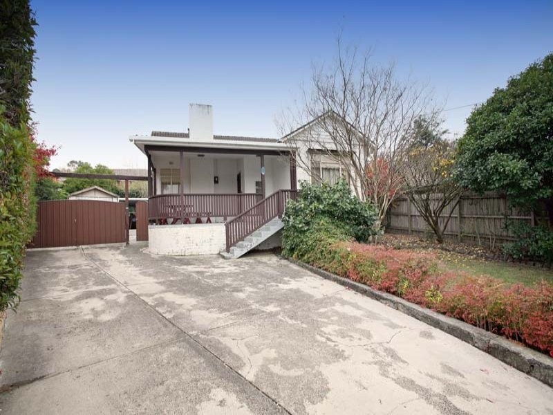 16 Hiddleston Avenue, Box Hill South VIC 3128