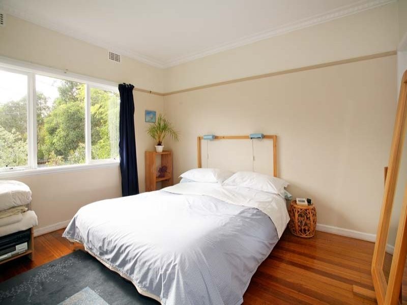 29 Cairo Road, Mont Albert North VIC 3129