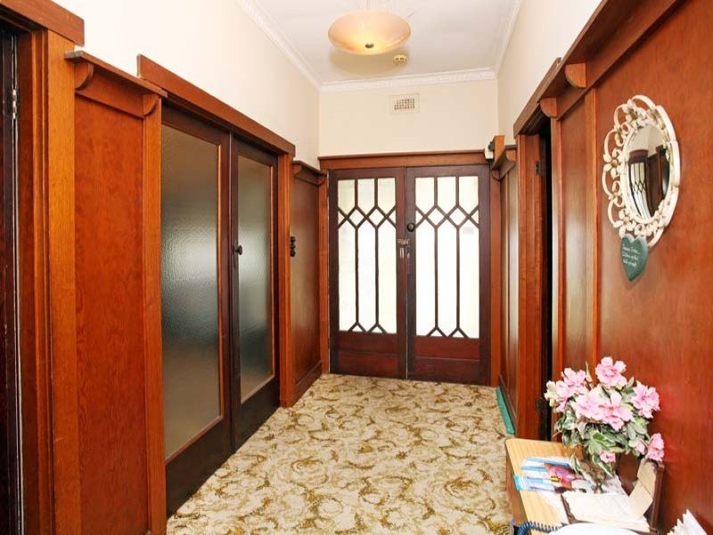 32 Clota Avenue, Box Hill VIC 3128