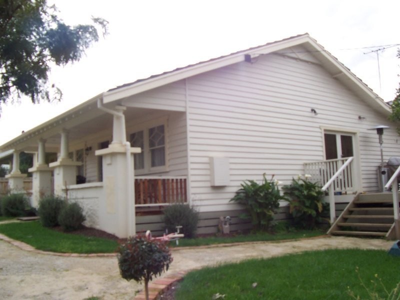 35 Hill Street, Box Hill South VIC 3128