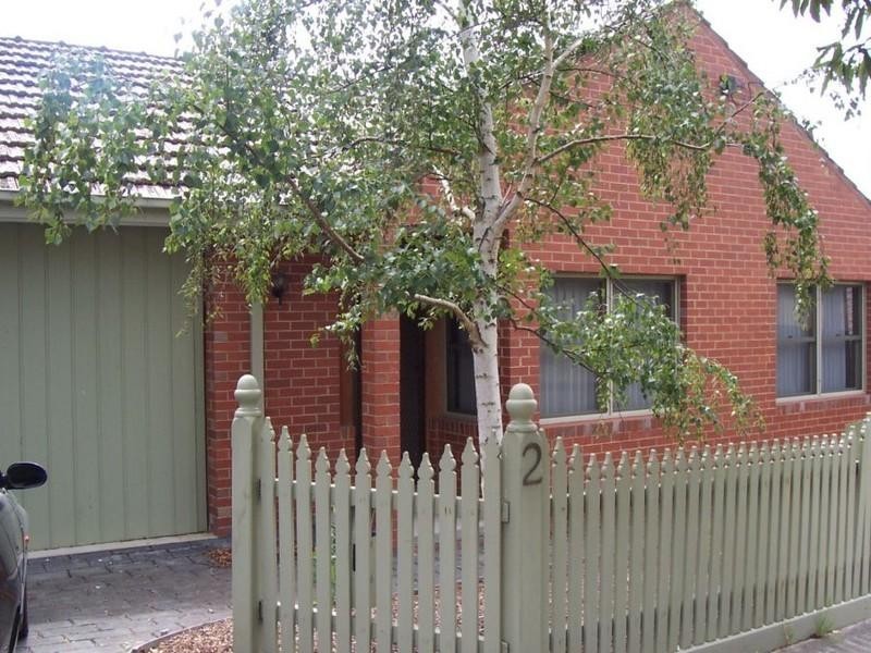 2 Ferndale St, Surrey Hills VIC 3127