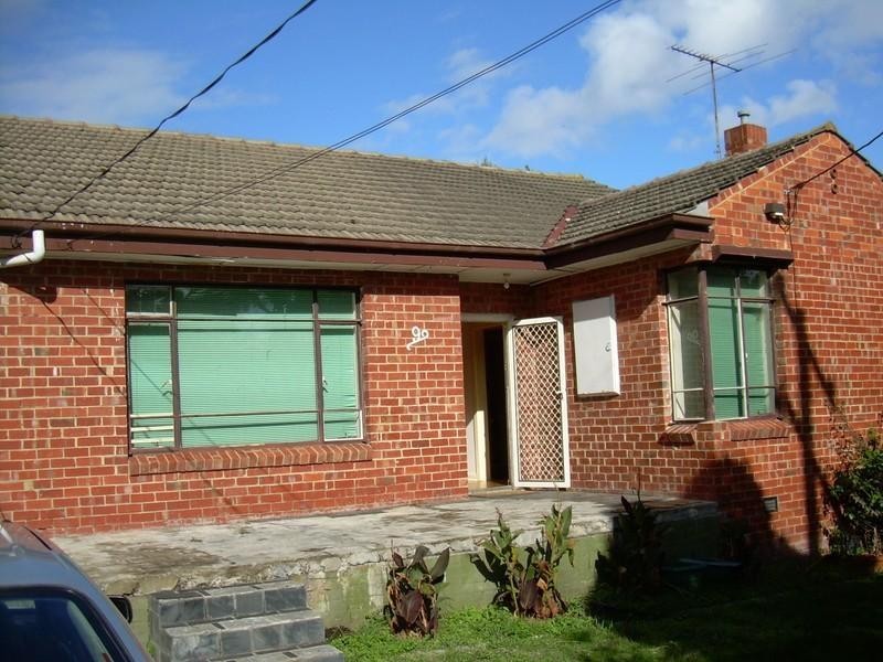 9 Mirabella Crescent, Box Hill South VIC 3128