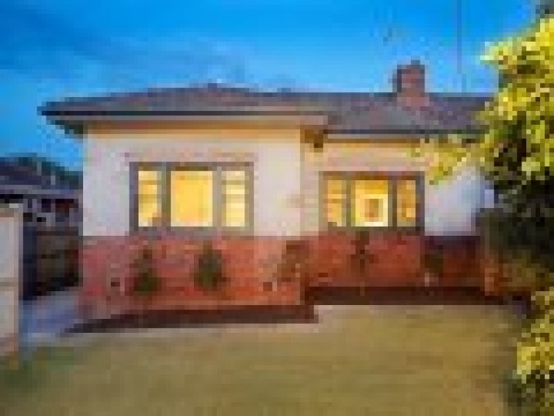 1024a Burke Road, Balwyn VIC 3103