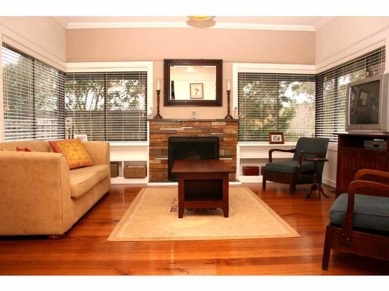 8 Walter Street, Mitcham VIC 3132