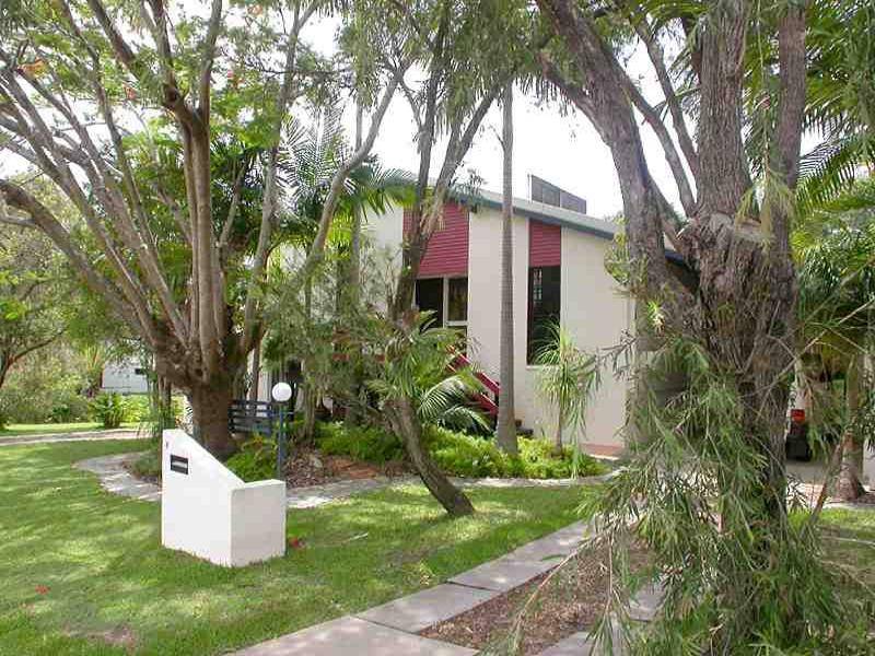 4 Dilli Court, Alexandra Headland QLD 4572
