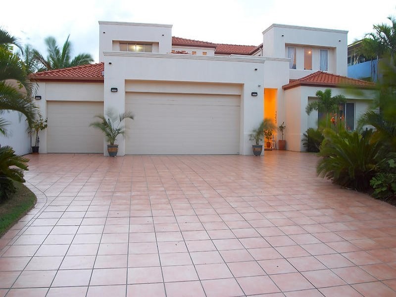 90 Mooloolah Drive, Minyama QLD 4575