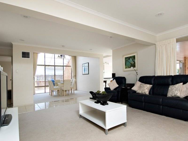 5 Island Court, Minyama QLD 4575