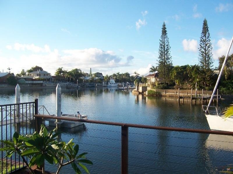 21 Oak Court, Minyama QLD 4575