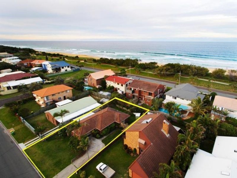129 Lowanna Drive, Buddina QLD 4575