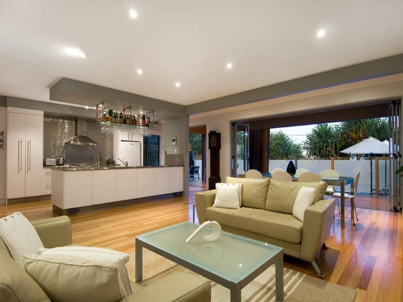 11 William Street, Alexandra Headland QLD 4572