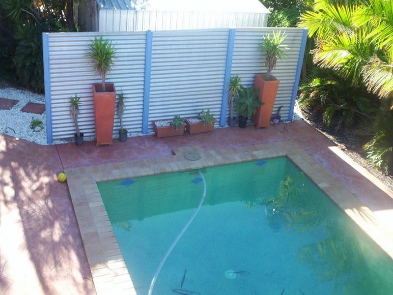 9 Perina Street, Warana QLD 4575