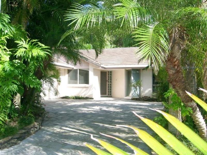 48 Mountain Creek Road, Mountain Creek QLD 4557