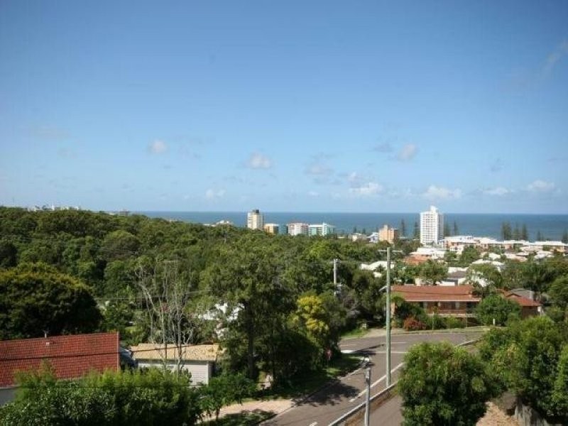21 Tantula Road East, Alexandra Headland QLD 4572