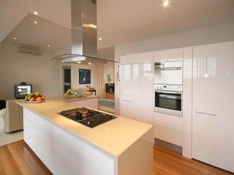 21 Tantula Road East, Alexandra Headland QLD 4572