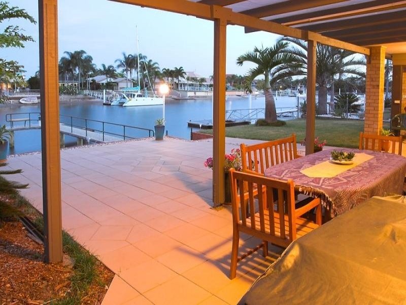 32 Coomaroo Crescent, Minyama QLD 4575