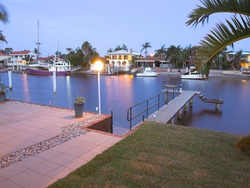 32 Coomaroo Crescent, Minyama QLD 4575