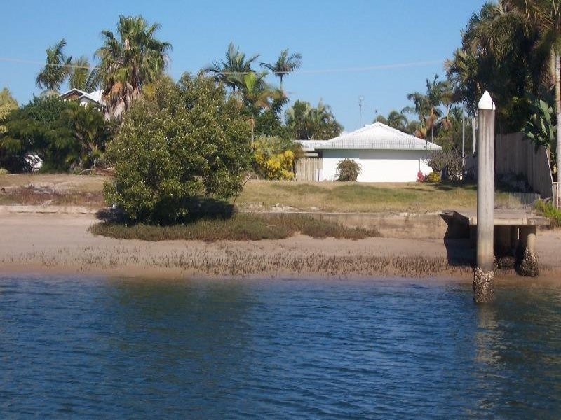 4 Kumbada Court, Minyama QLD 4575